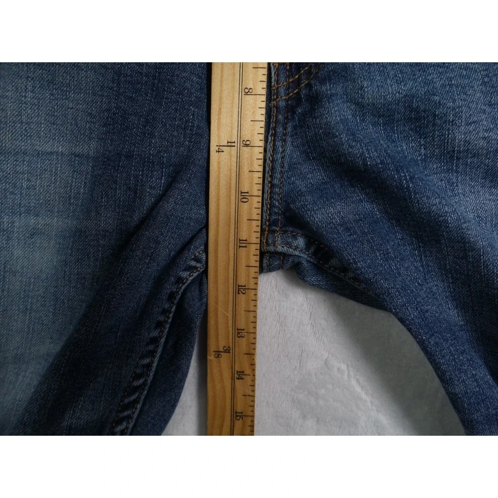 Levis levis 505